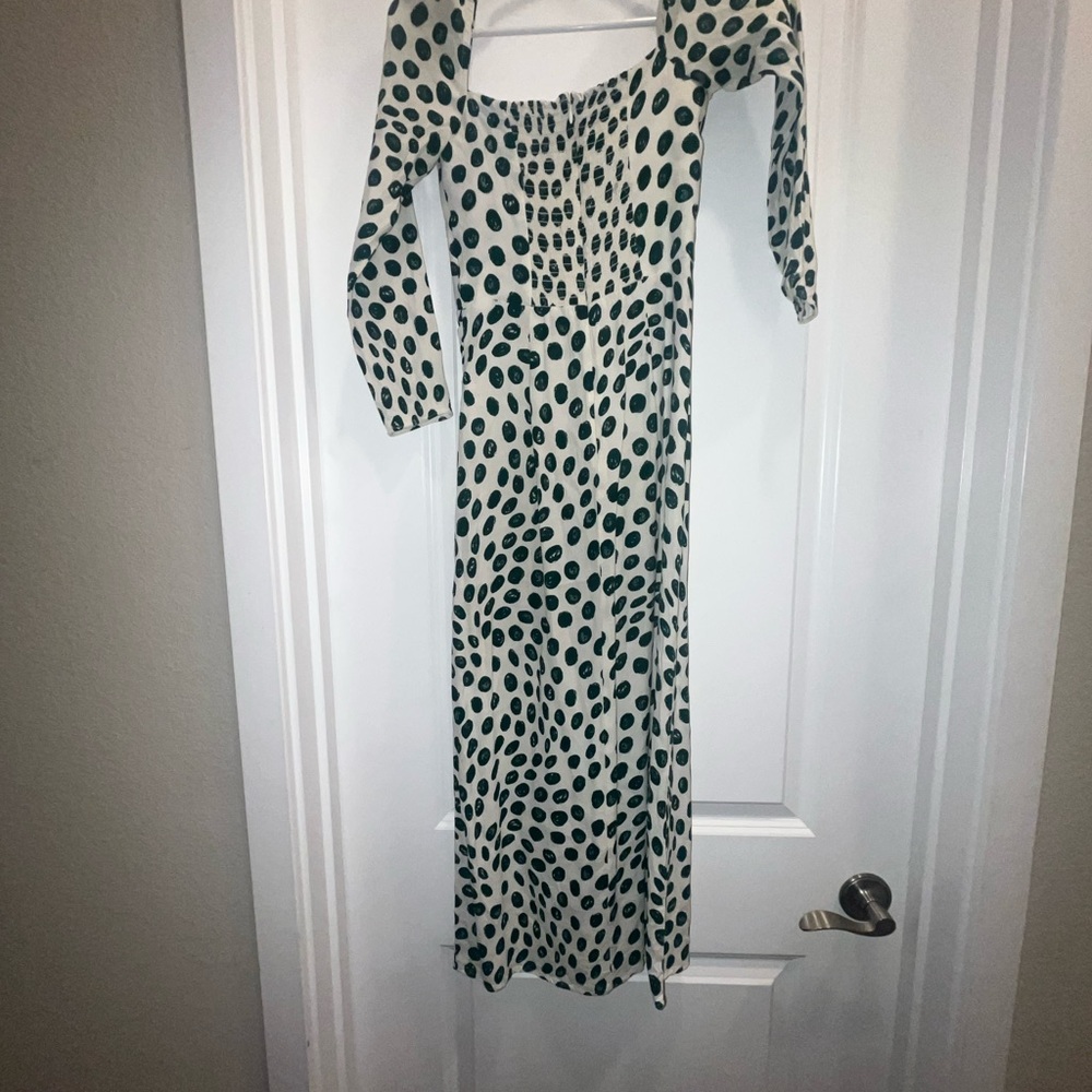 Reformation Hilda long-sleeve midi dress in Tapioca green Polka Dot - Picture 3 of 5